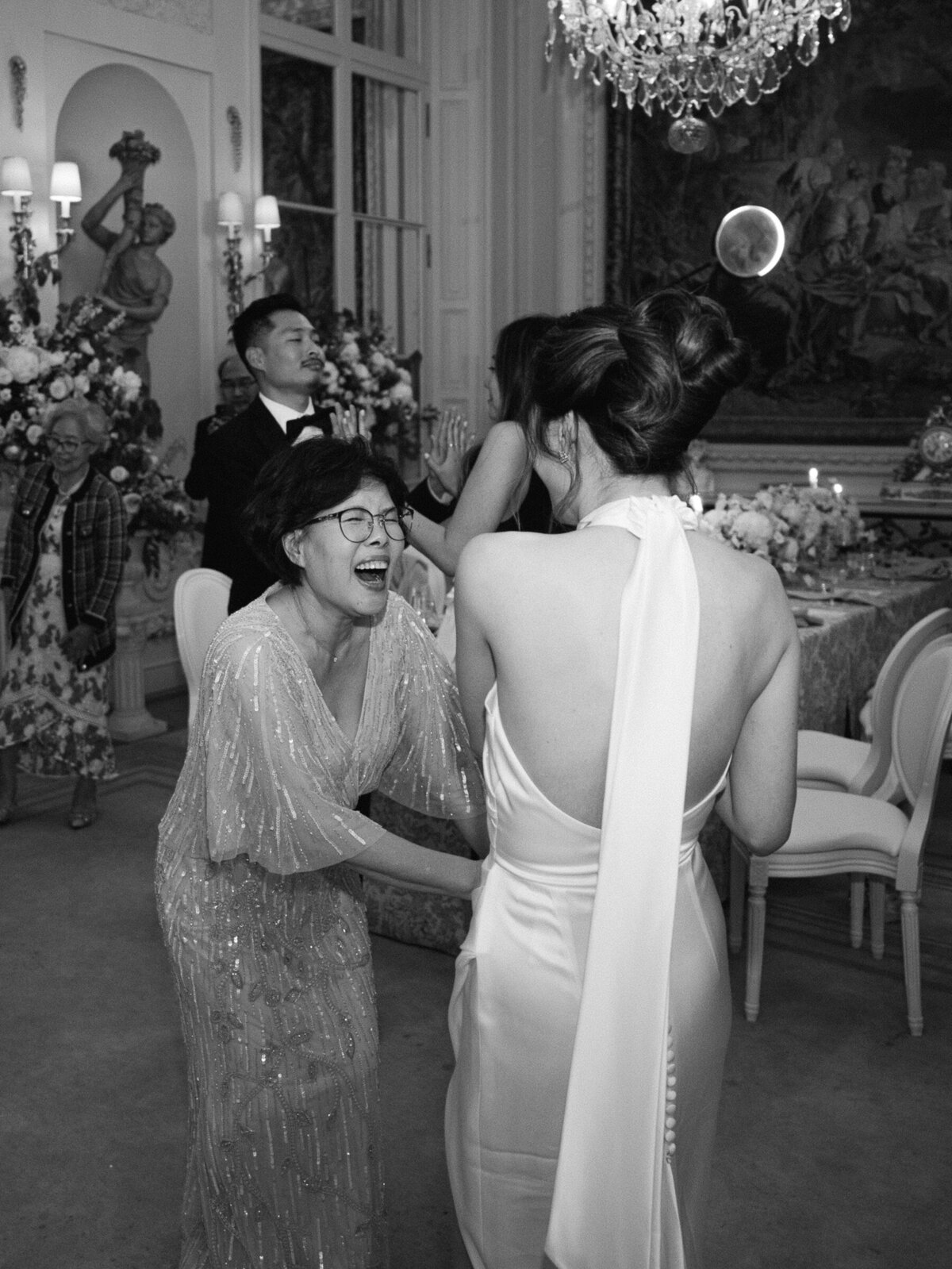 Alexandra-Vonk-destination-wedding-Hotel-de-Crillon-Paris-264