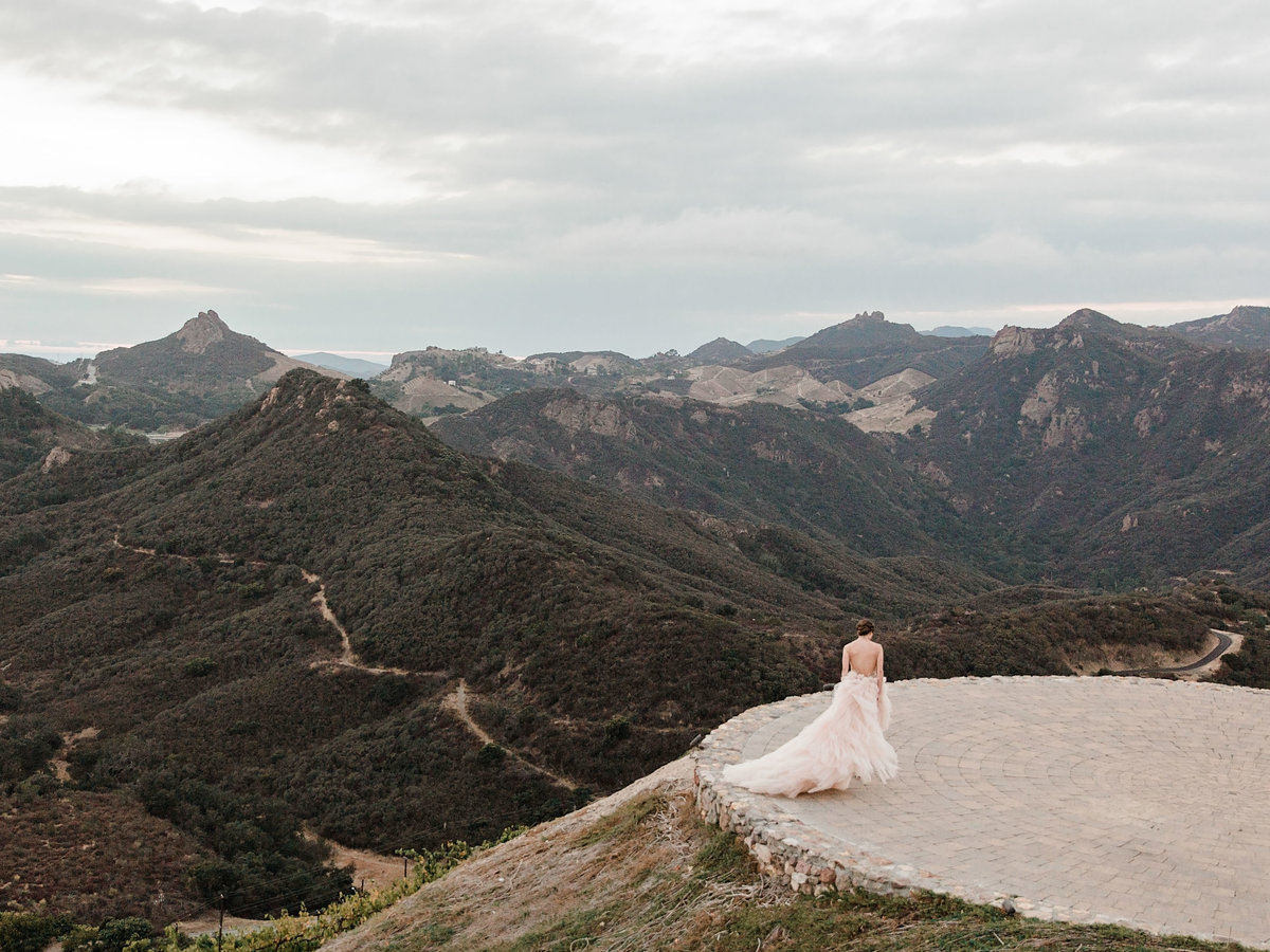 Babsie-Ly-Photography-Fine-Art-Film-Wedding-Photographer-Malibu-Rocky-Oaks-Vineyard-Estate-California-bride-editorial-2018-016