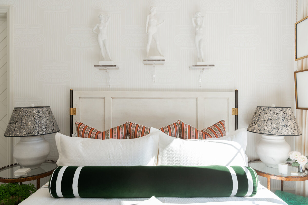 Home for the Holidays Showhouse - Bedroom - Evan Millárd Interior Design