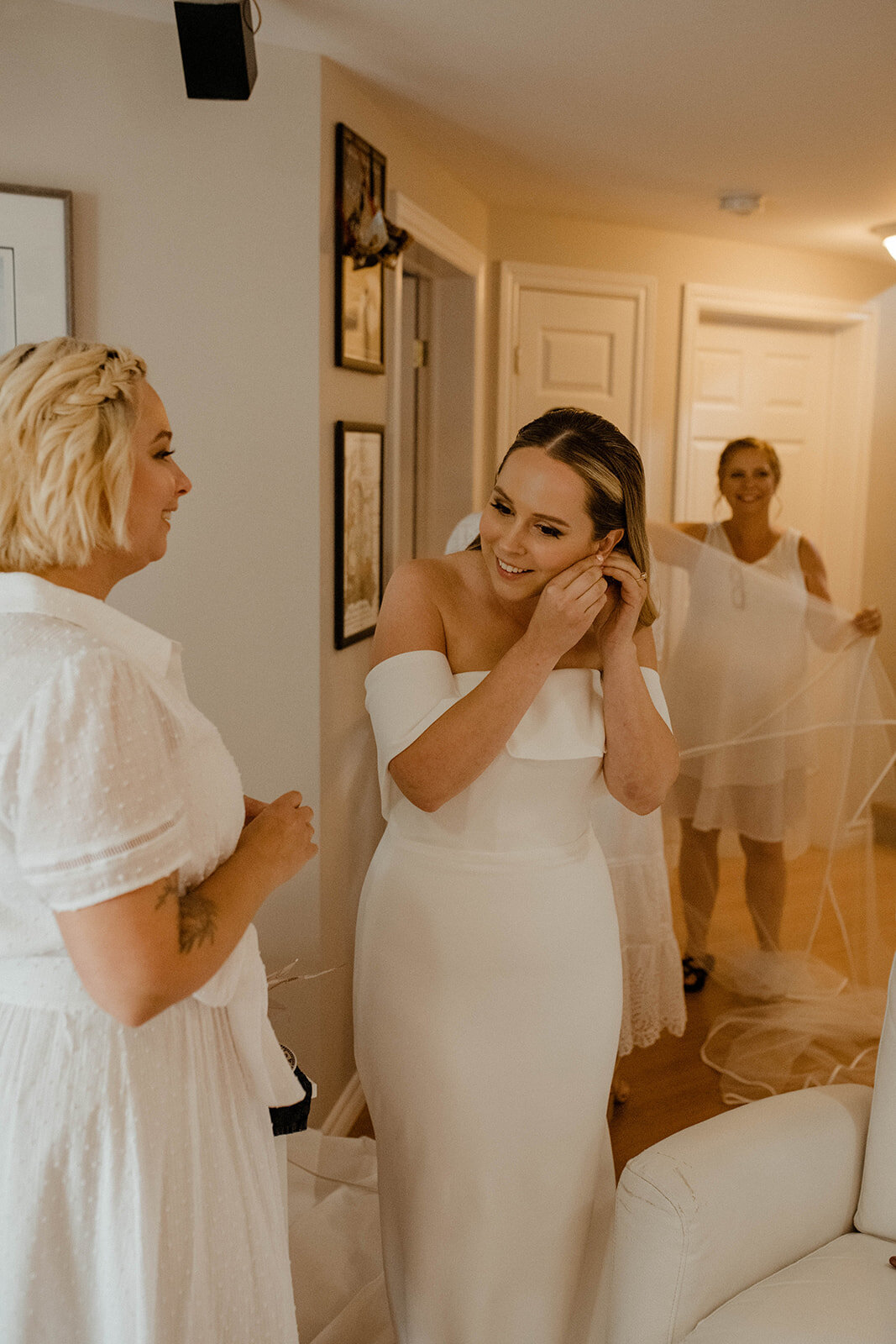 A--at-home-intimate-backyard-PEC-prince-edward-county-wedding-bride-getting-ready-03