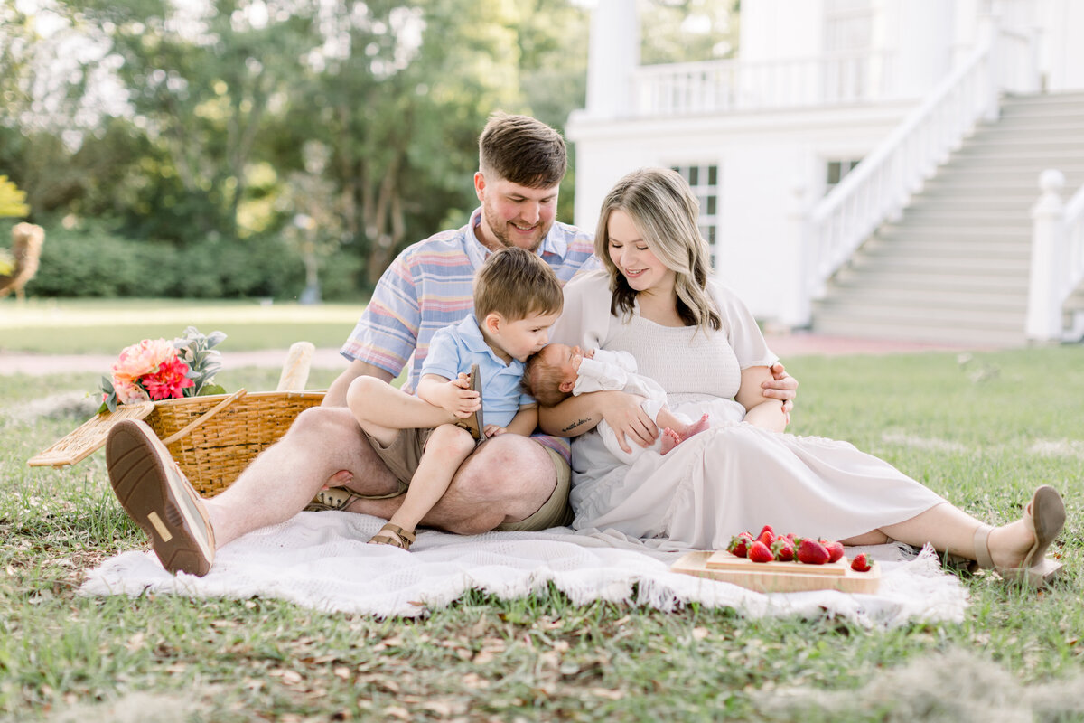 Lifestyle Newborn - Ridley FB-2