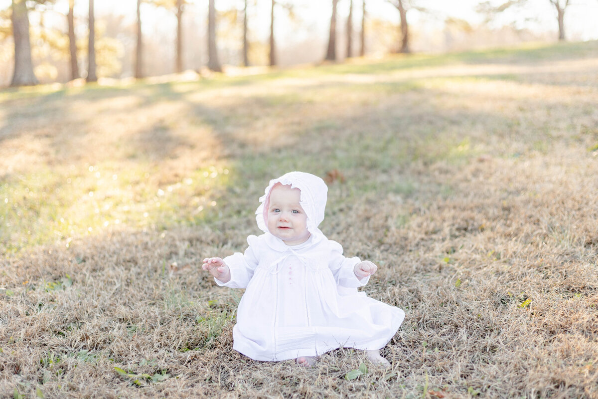 WinterFamilyPhotoSession2023-BabyLaney11