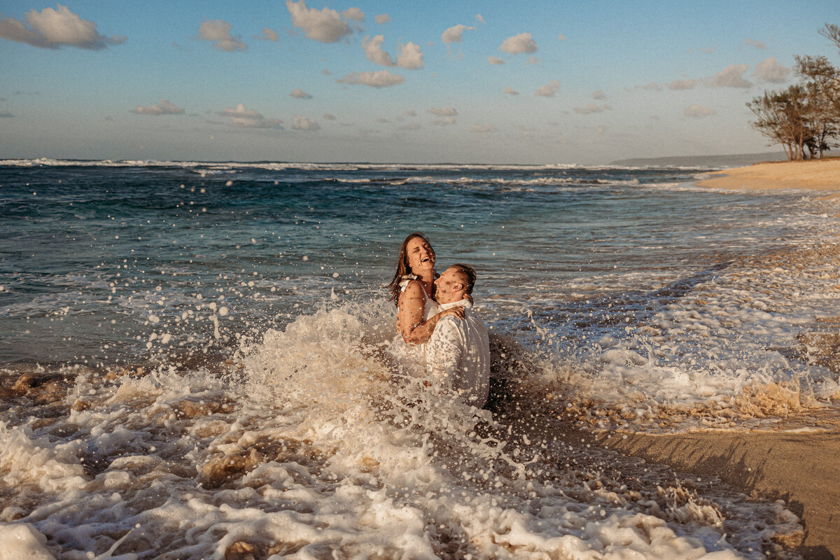 Oahu-North-shore-engagement-photos-61