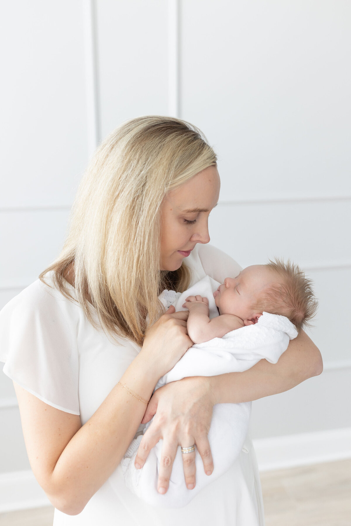 Louisville-Newborn-Photographer-16