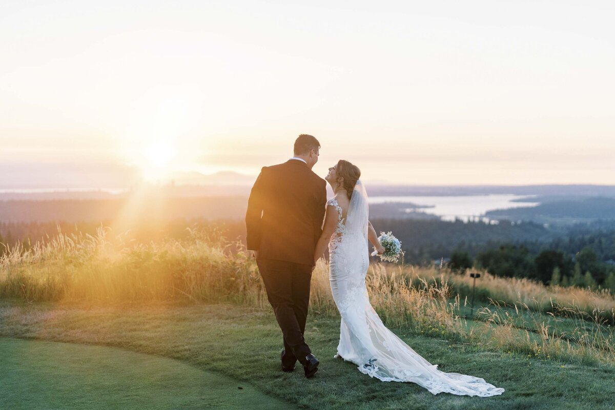 Fine art wedding photography for modern couples seattle washington hawaii mexico Ksenia Vasenev_20240720_0193_1