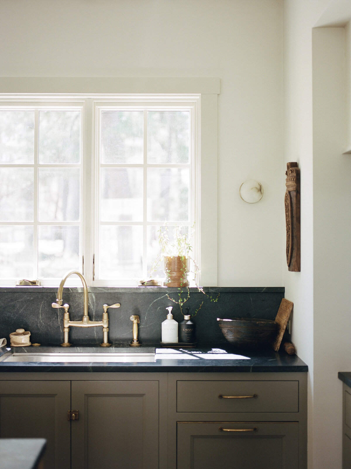 film interior photography, Fernhaus Northern Michigan, kitchen film photos