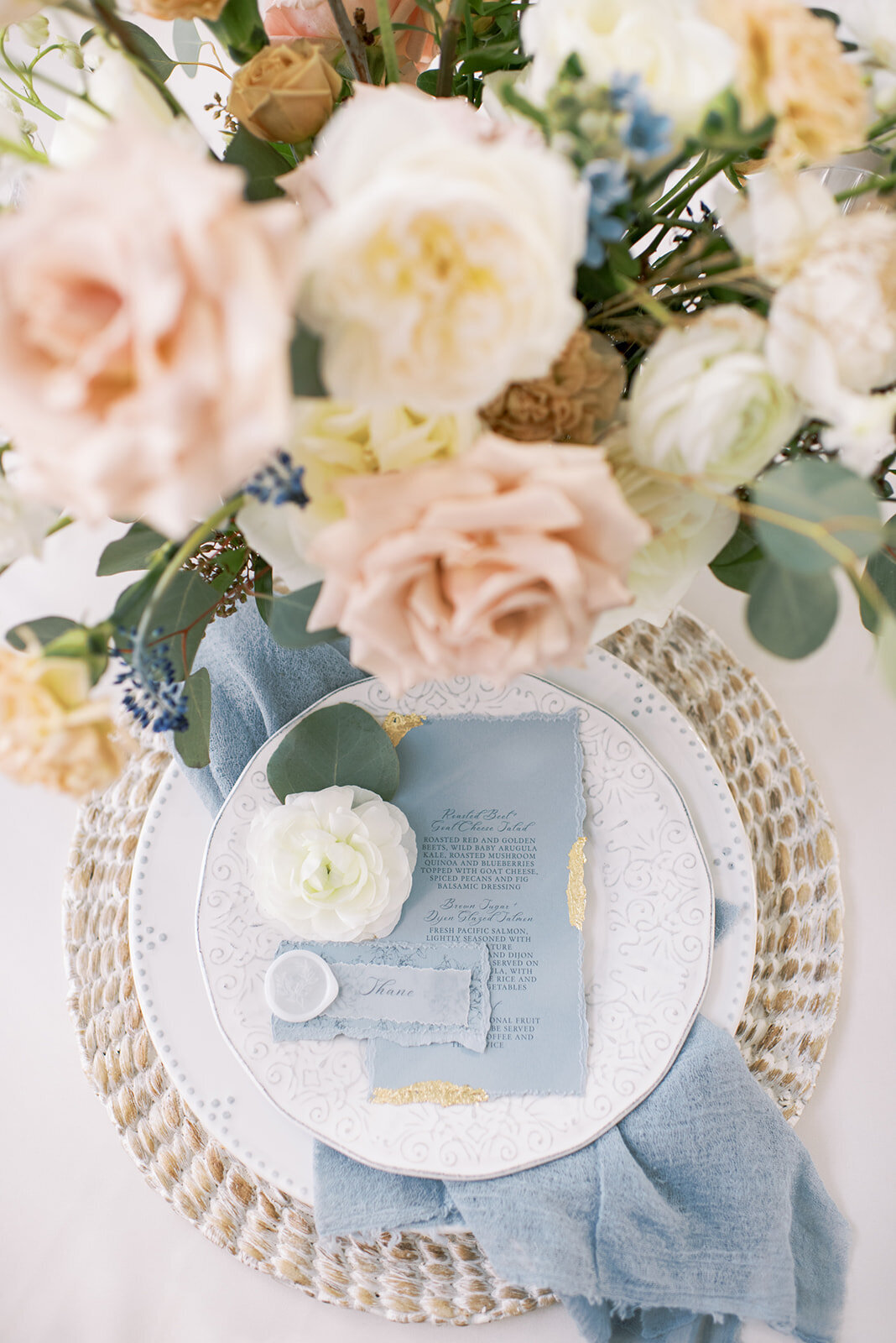 Edmonton-Wedding-Planner-Florals-With-Invitations