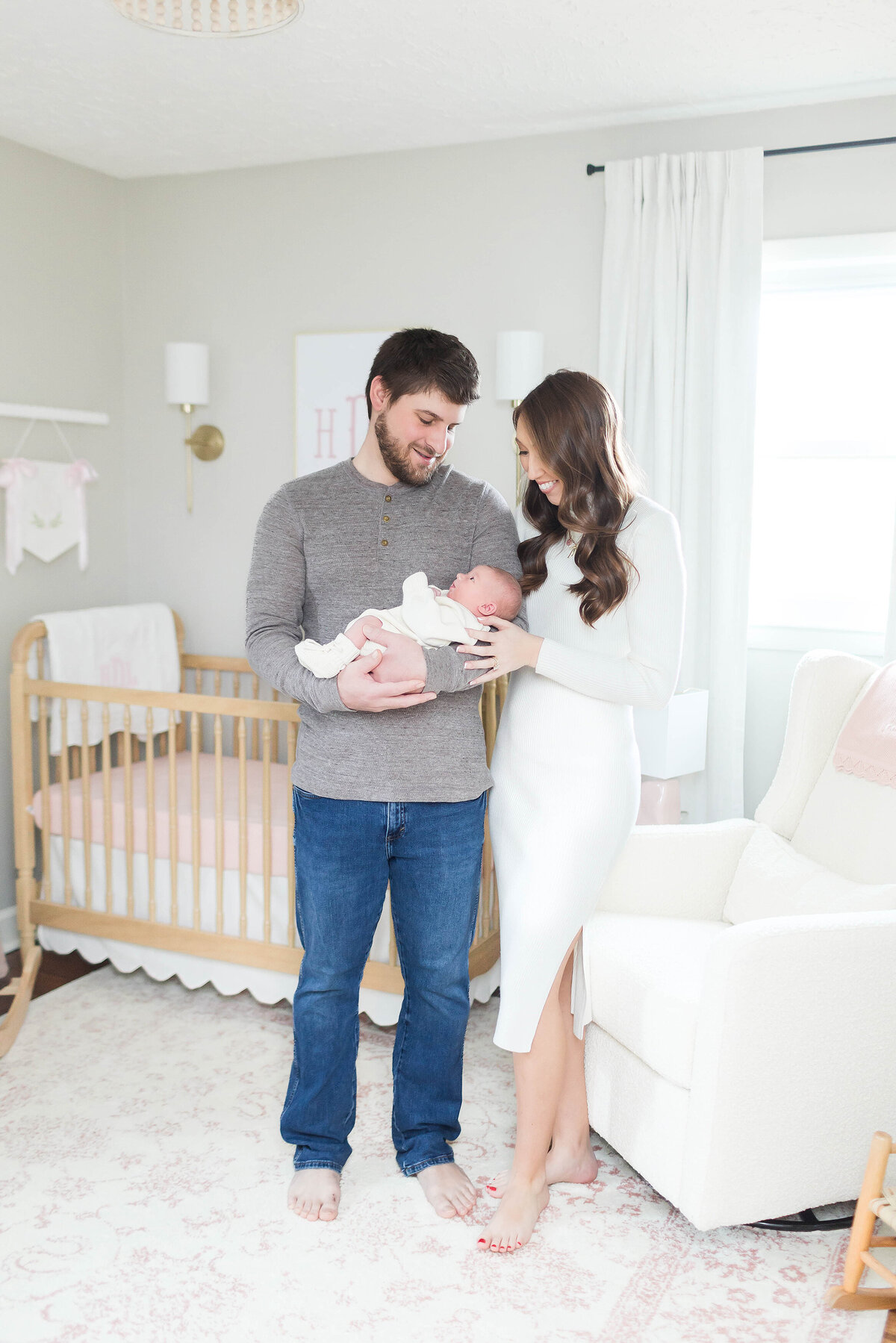 LIFESTYLE NEWBORN PHOTOS IN NURSERY IN KENTUCKY BY MORGAN WORLEY