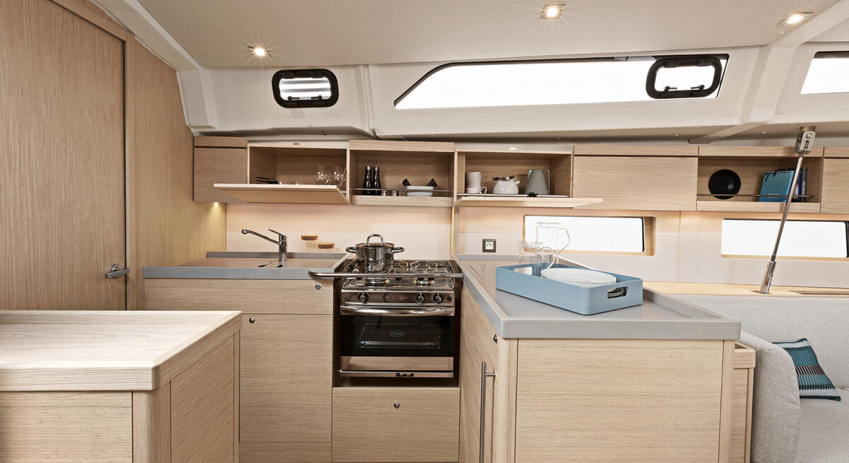 beneteau-oceanis-46.1-interior-3