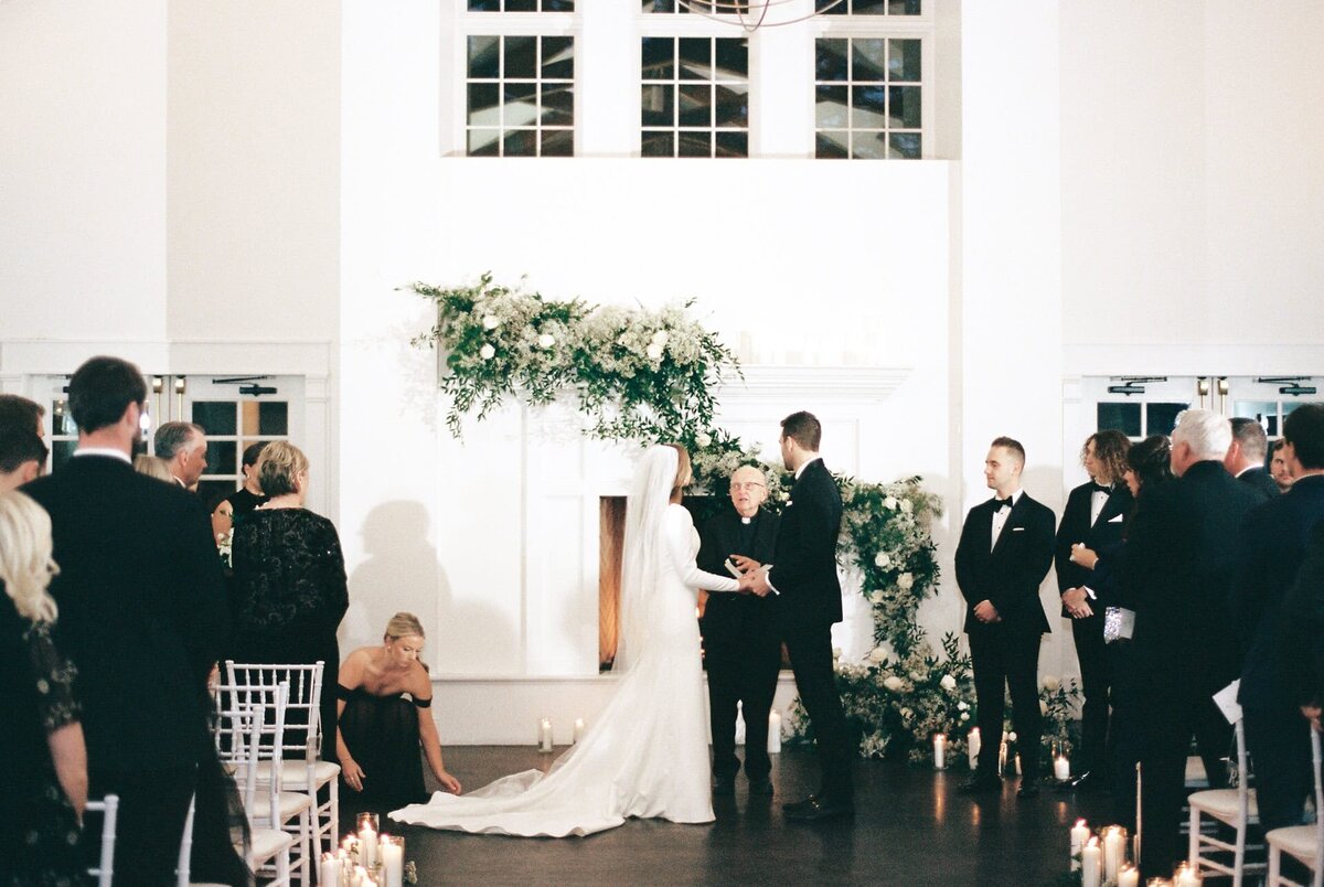 Rocky mountains wedding at The Manor House in Colorado