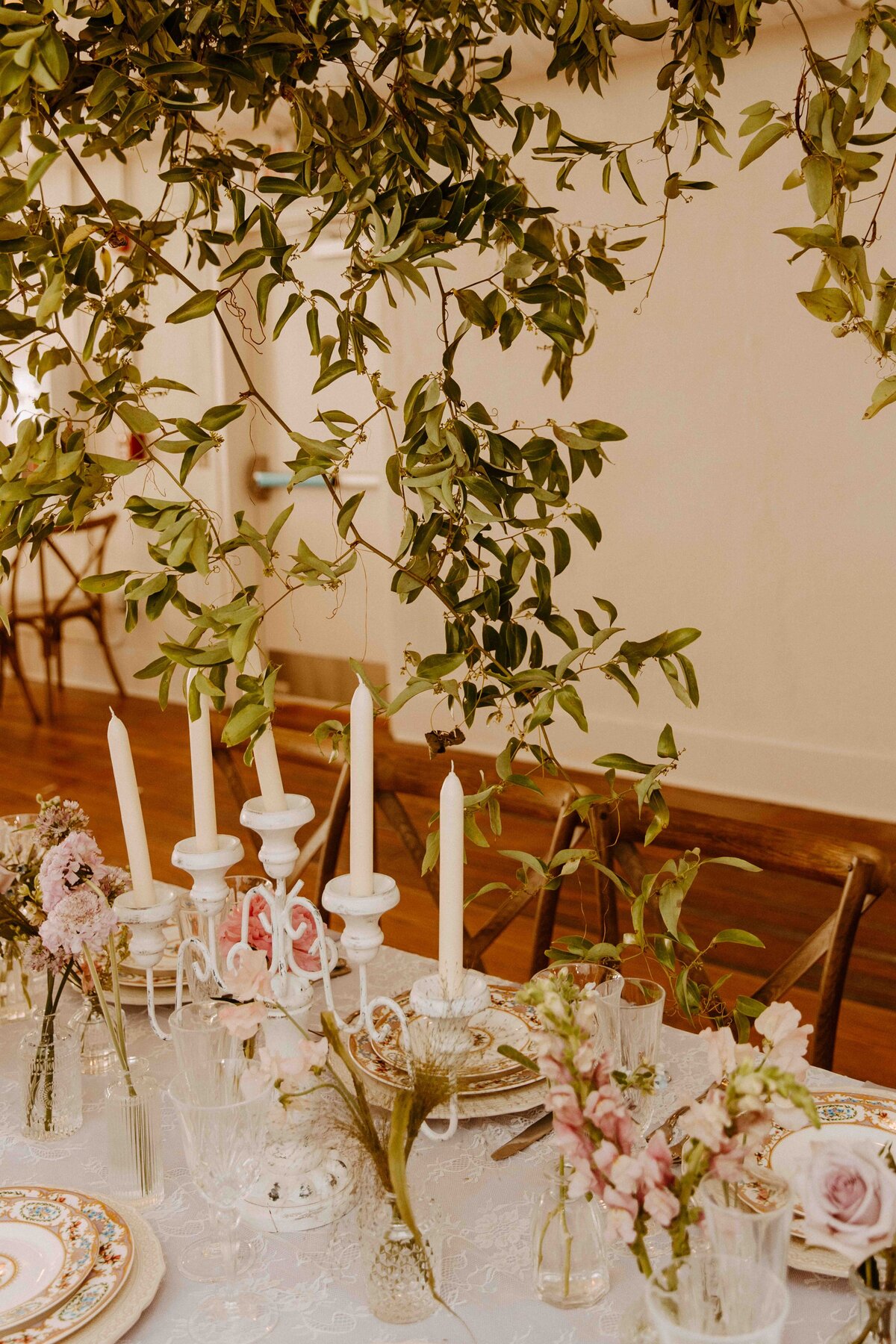 WHIMSICAL-GARDEN-WEDDING-SAVANNAH-BOTTLE-WORKS-BAREFOOT-ROYALTY-PHOTOGRAPHY264