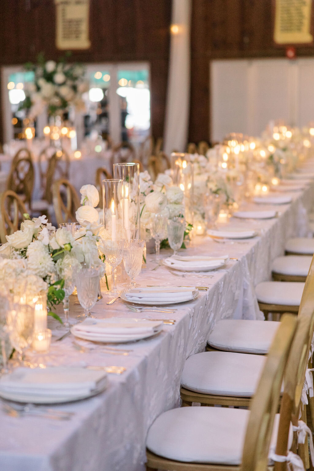 madison-beach-club-wedding-table-menus-white