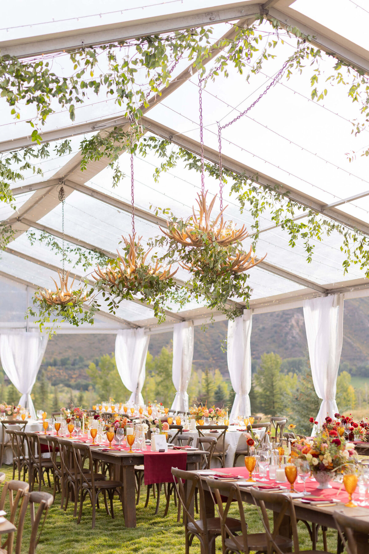 caitlin-david-roaring-fork-club-tented-wedding