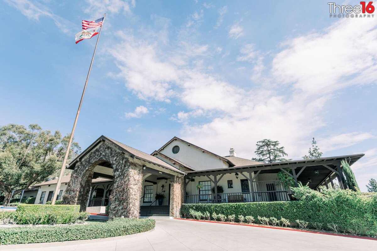 Front entrance to the Altadena Town & Country Club