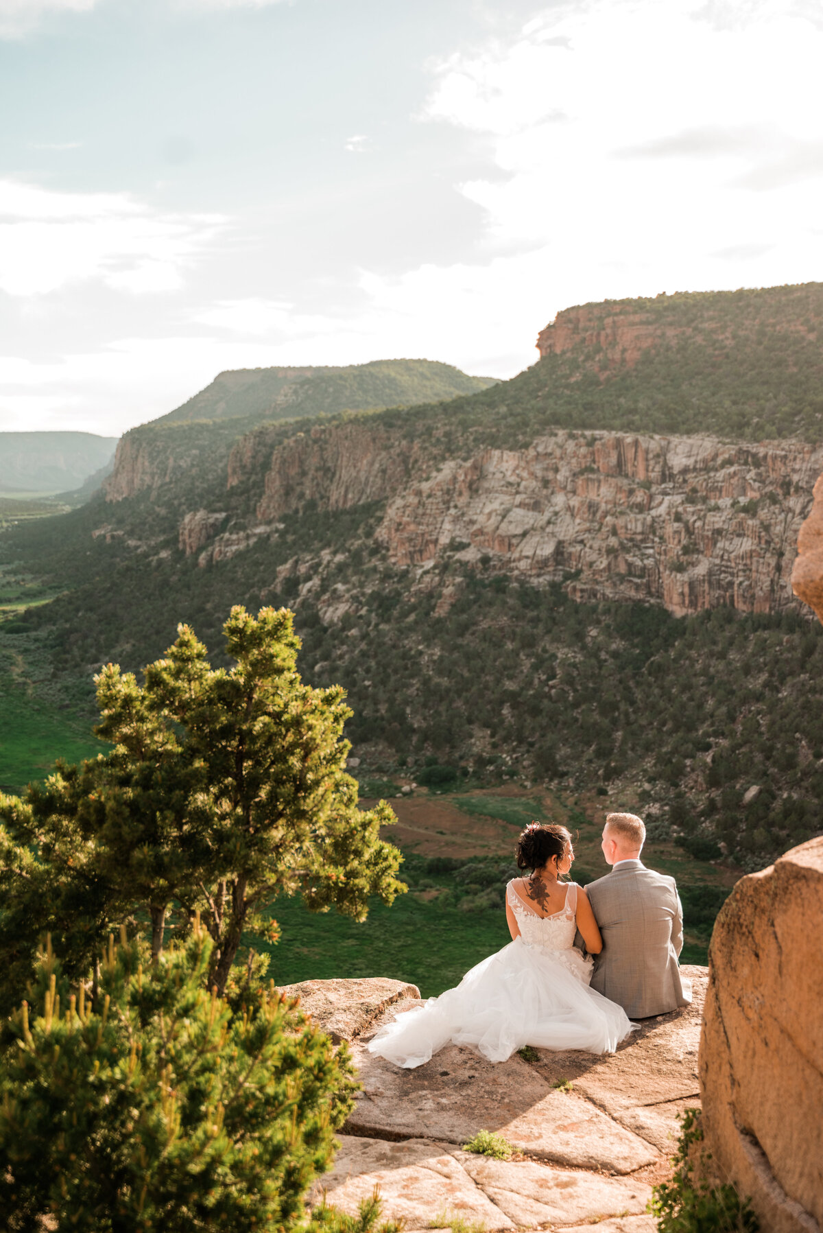 grand-junction-a-frame-cabin-monument-elopement_0349