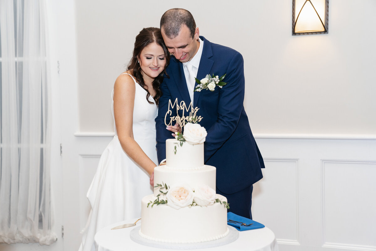 Candid wedding reception moments at Waverly Oaks in Plymouth