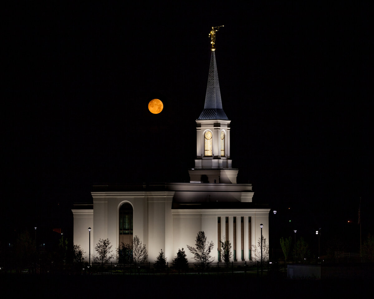 2017-08-05-7796-star-valley-temple-moon-Edit