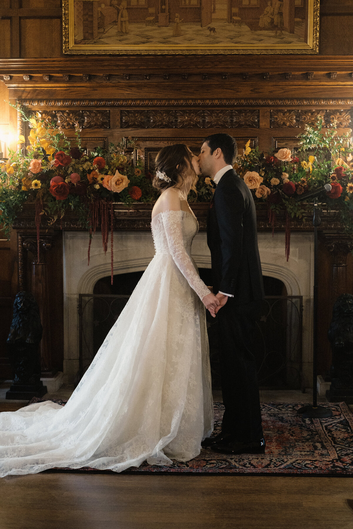 floral-mantel-ceremony-seattle-florist-flora-pacifica-thornewood-castle