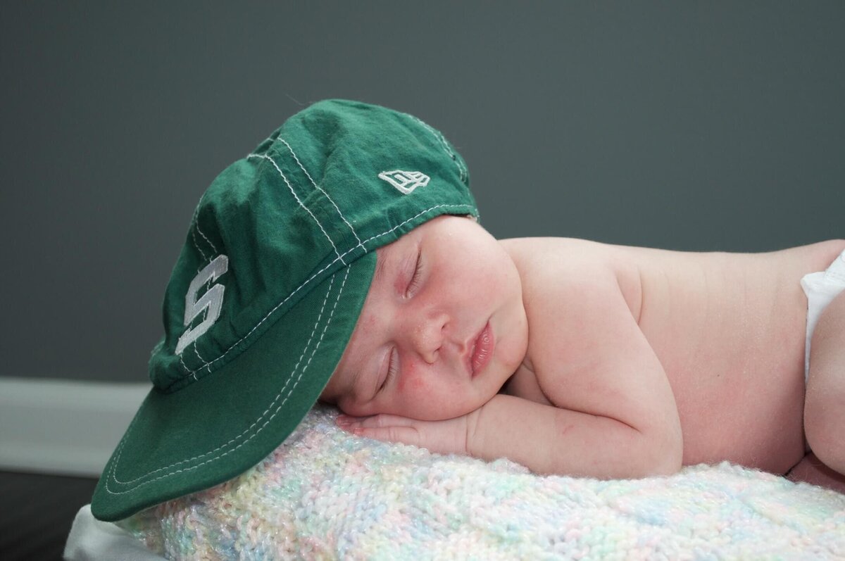 newborn-baseball-hat