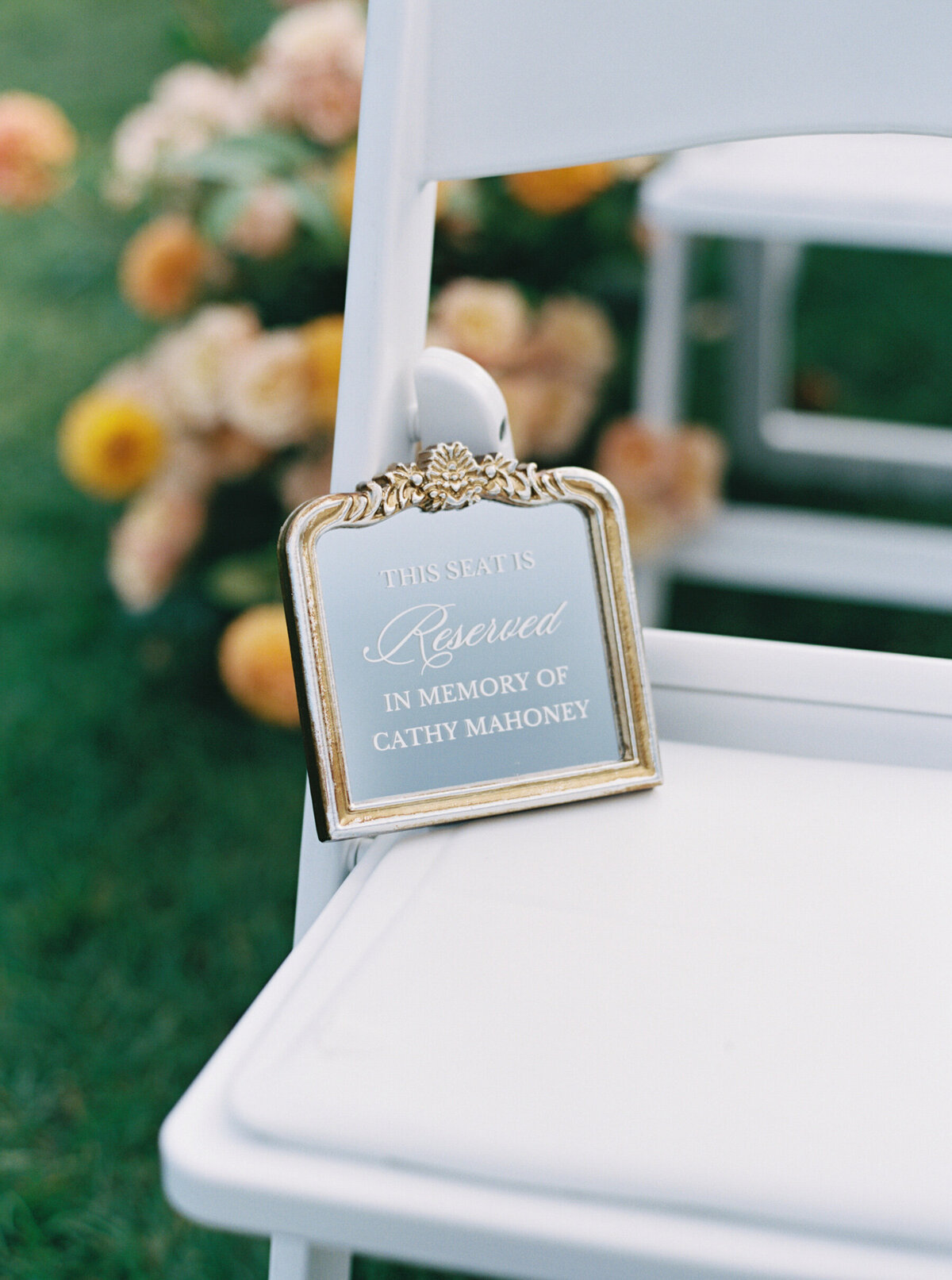 Emily March Photography Wilmington, North Carolina and Destination Wedding Engagement Photographer Heirloom Photography for Memorable Gatherings Light Airy Sentimental Imagery Images Weddings_Castle Hill Inn Wedding - 038