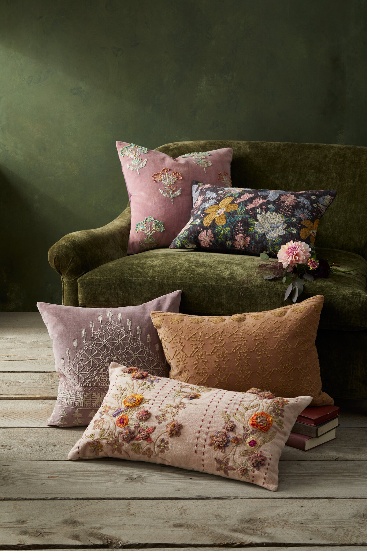 H01_D3_pillows_1QG_666