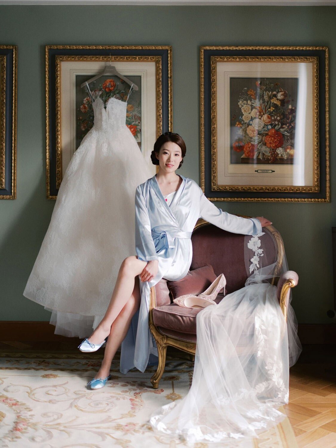 Bride in robe during preparations at Grand Hotel Tremezzo wedding, by Lake Como Photographer Andreas K. Georgiou