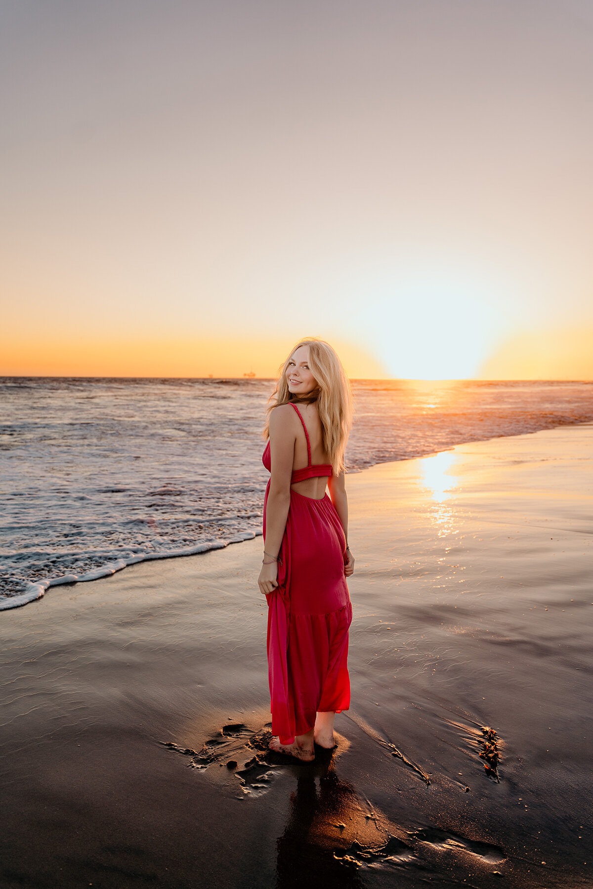 huntington-beach_grad_senior-photos_z10