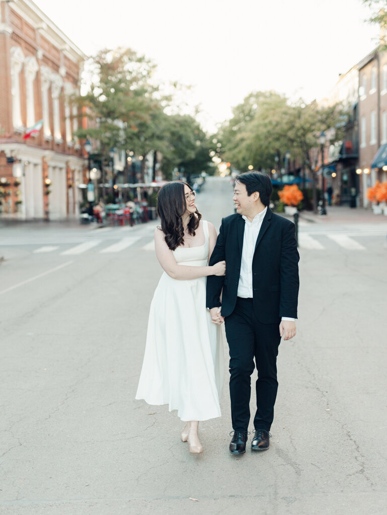 Chelsea&Wes-OldTownAlexandriaEngagementSession-BaltimoreMarylandHybridWeddingPhotographer-NicoleSimenskyPhotography-31