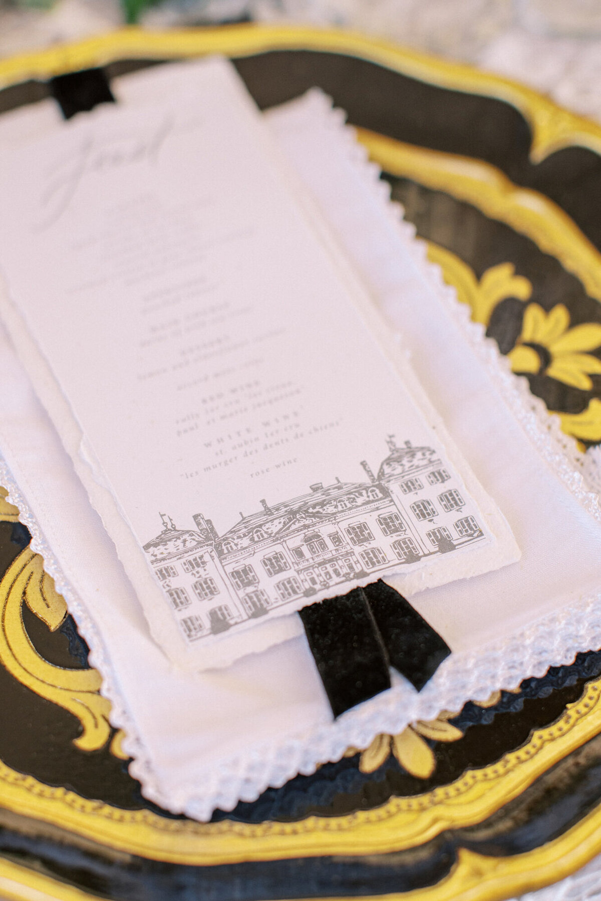 Maïlys Fortune Photography Husband Wife Wedding Weddings Photography France Switzerland Italy Timeless Dreamy Imagery Bilingual French English Destination Weddings Destination Wedding Provence French Riviera Paris Lake Como Tuscany126