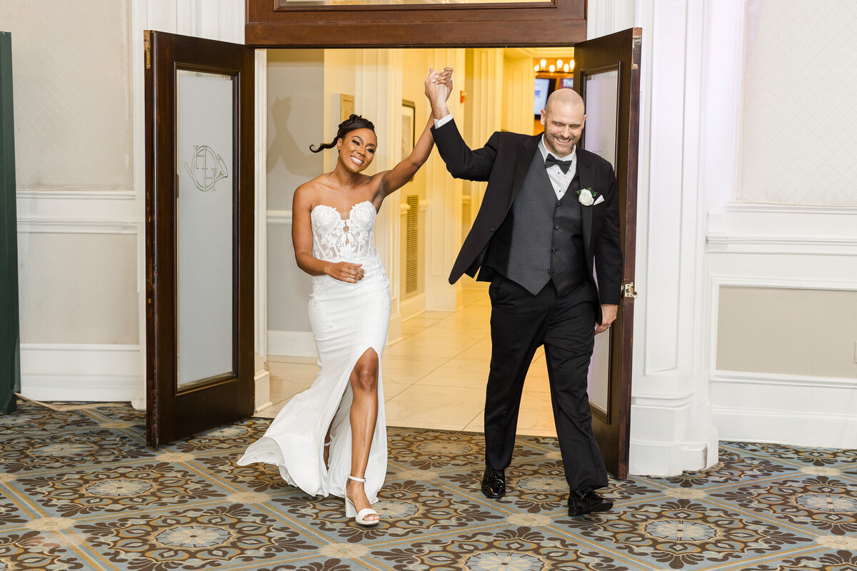 Heritage-Hunt-Golf-Country-Club-geinesville-virginia-wedding-photography-romantic-timeless-joyful-356