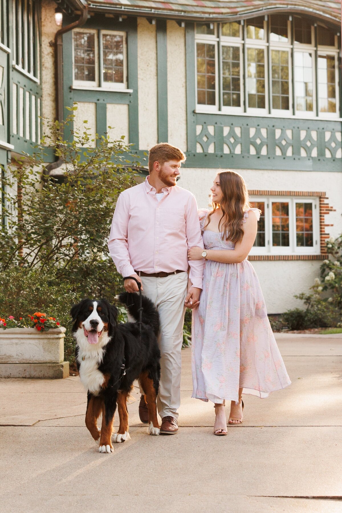 04-kellogg-manor-house-grand-rapids-engagement