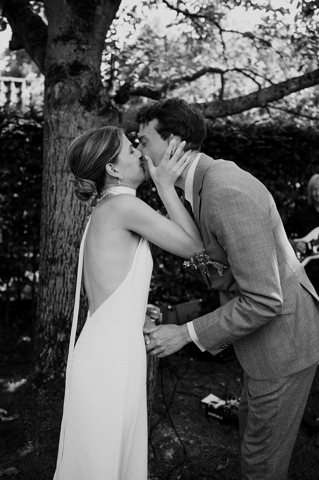 Herentals, salon weddings, moody, authentiek, alternatief trouwen,bruid, 2026, elopent, intiem, spontaan, tijdloos, trouwfotograaf, antwerpen - ceremonie-243