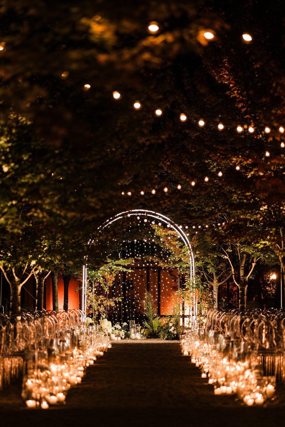 Dramatic-Ceiling-Greenery-Candle-Light-Wedding-Flora-Nova-Design-Seattle-00114