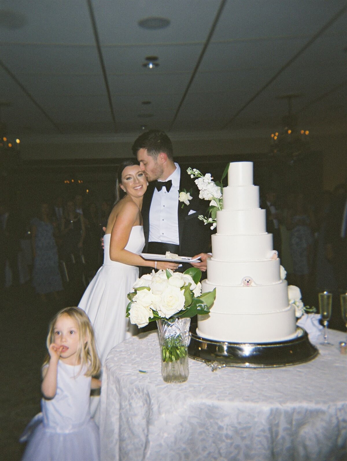 Cherokee Town & Country Club Wedding Photos - 24