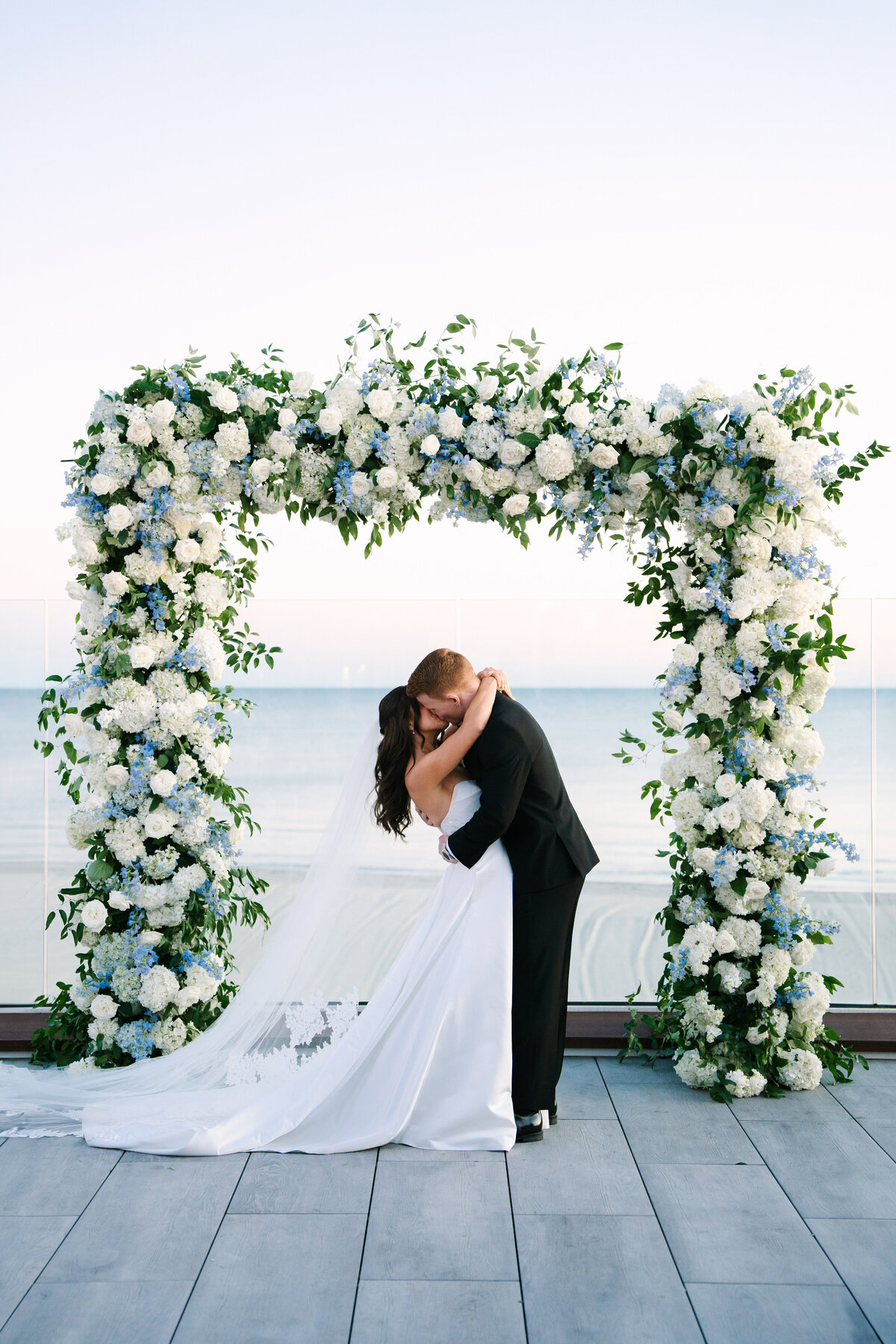 JOE-AND-JENNA-WYCHMERE-DUNE-WEDDING-525