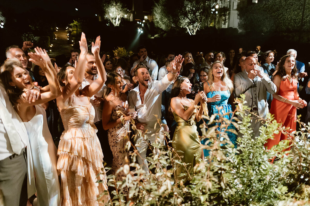Backyard-Wedding-LosAngeles-ModernFamily-7945