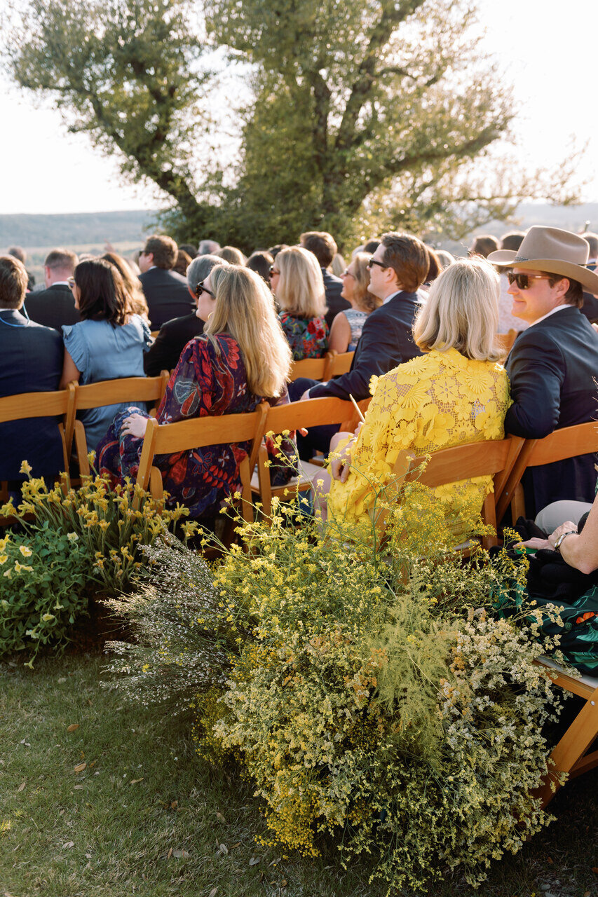 18-colorful-ranch-wedding-max-owens-design
