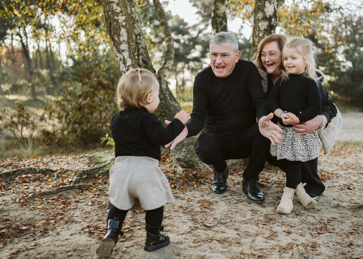 Marianne Bal Photography Familyshoot Lizzy van Son Zandverstuiving Rosmalen-15