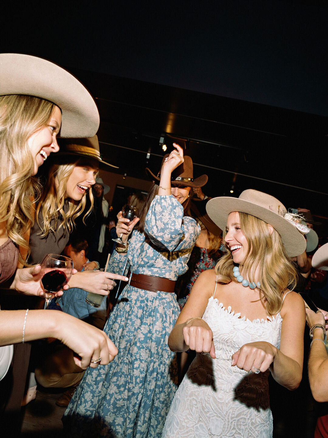 MacRyan-Lodge at Blue Sky Utah Wedding by GoBella24