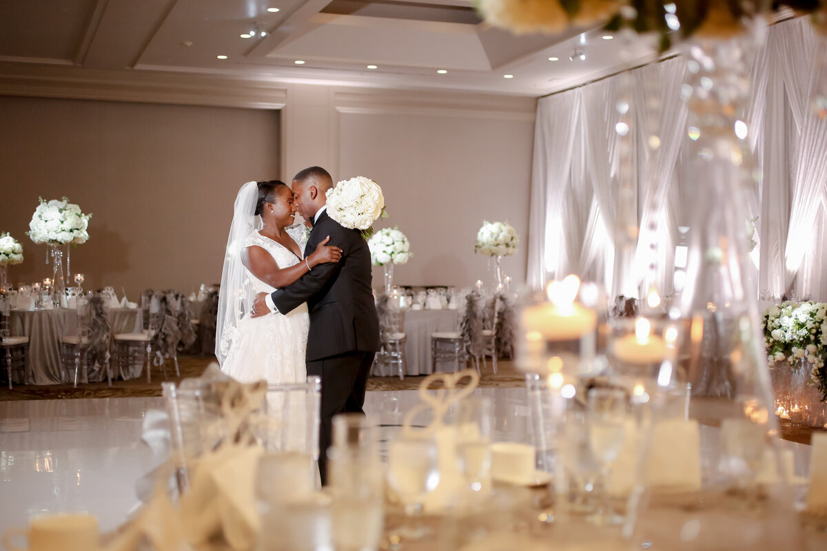 28 - Westin Tampa Wedding First Dance - Tampa Bay Wedding Planner