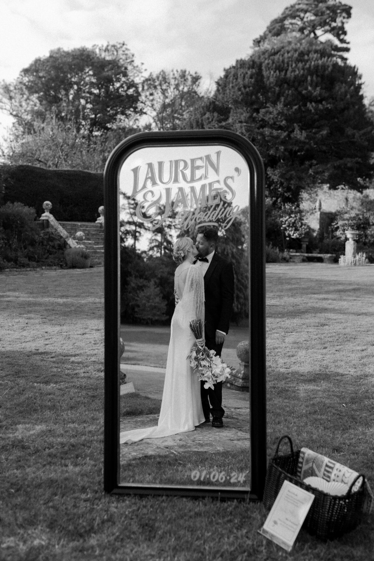 LaurenandJames_Warmwellhouse_dorsetweddingphotographer_lauradeanphotography-55