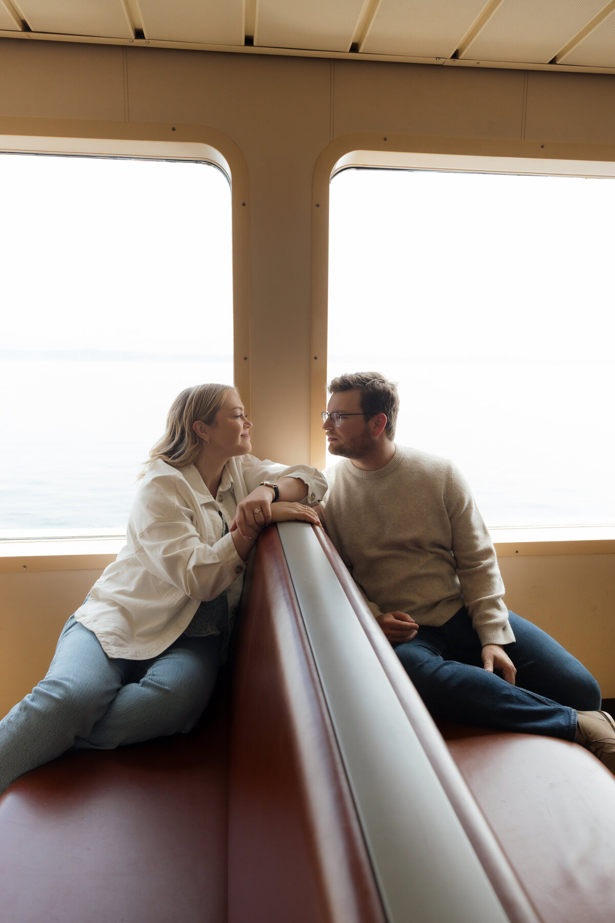 SeattleFerryCouplesPhotography80