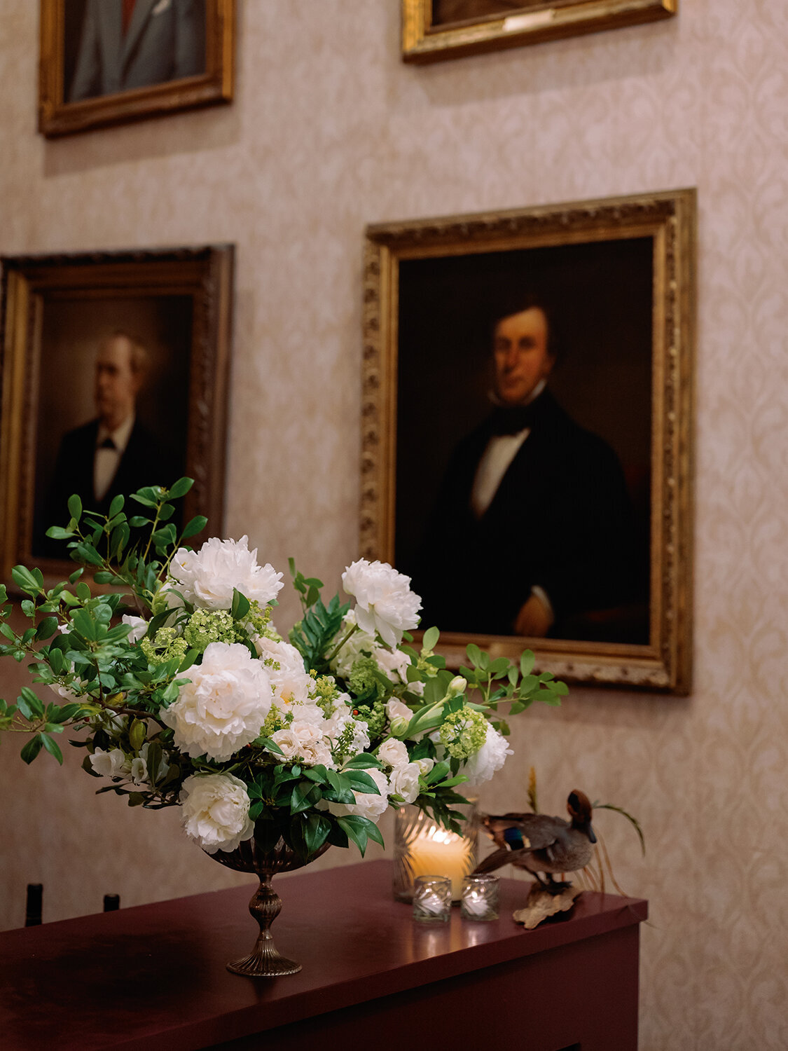 Classic Charleston Wedding with green & white at Hibernian Hall by Sarah Bradshaw 0248