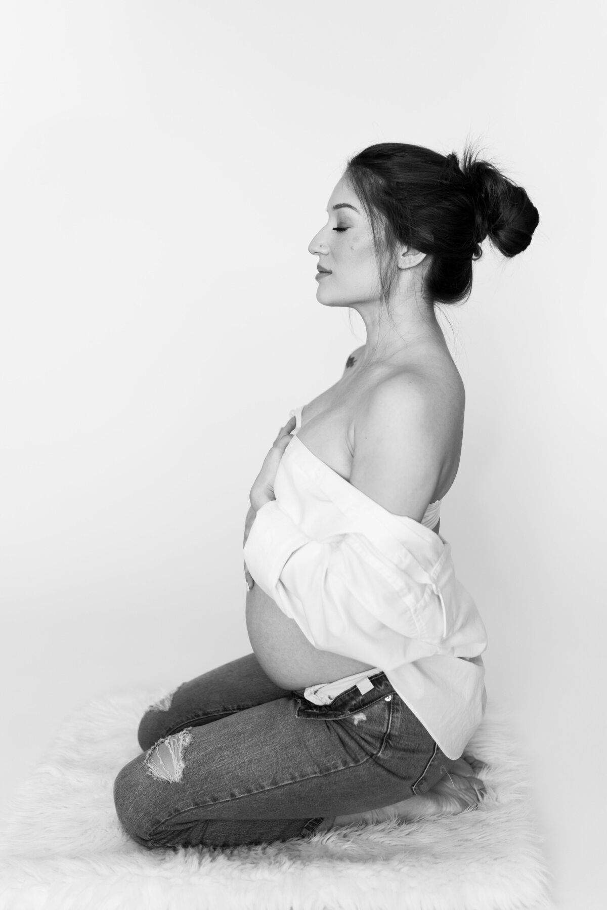 Austin Texas Maternity Studio Photo
