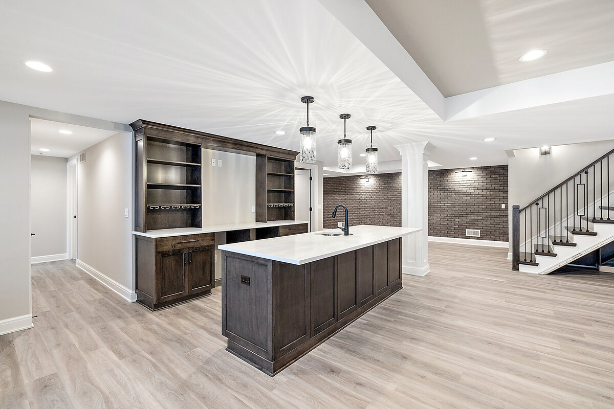 6655 Roseberry Interior-42