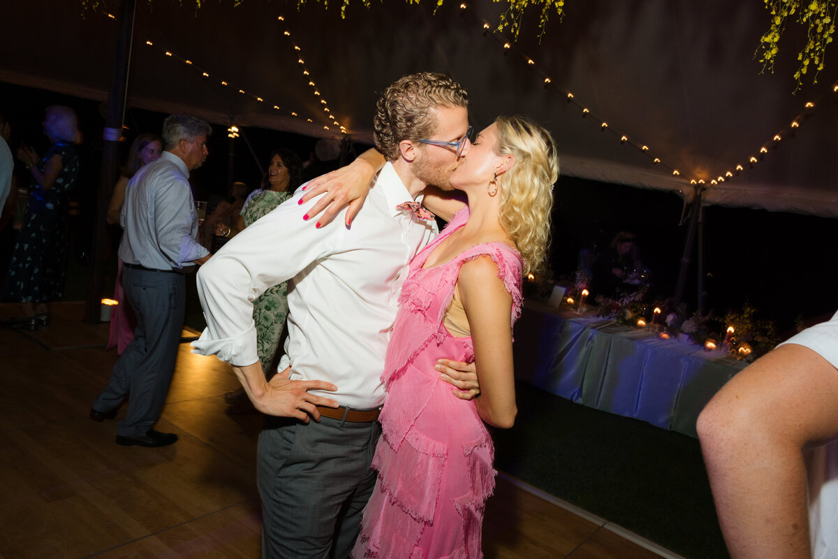 Lake-Minnetonka-wedding-Will-DeGraw-Clever-Disarray-119