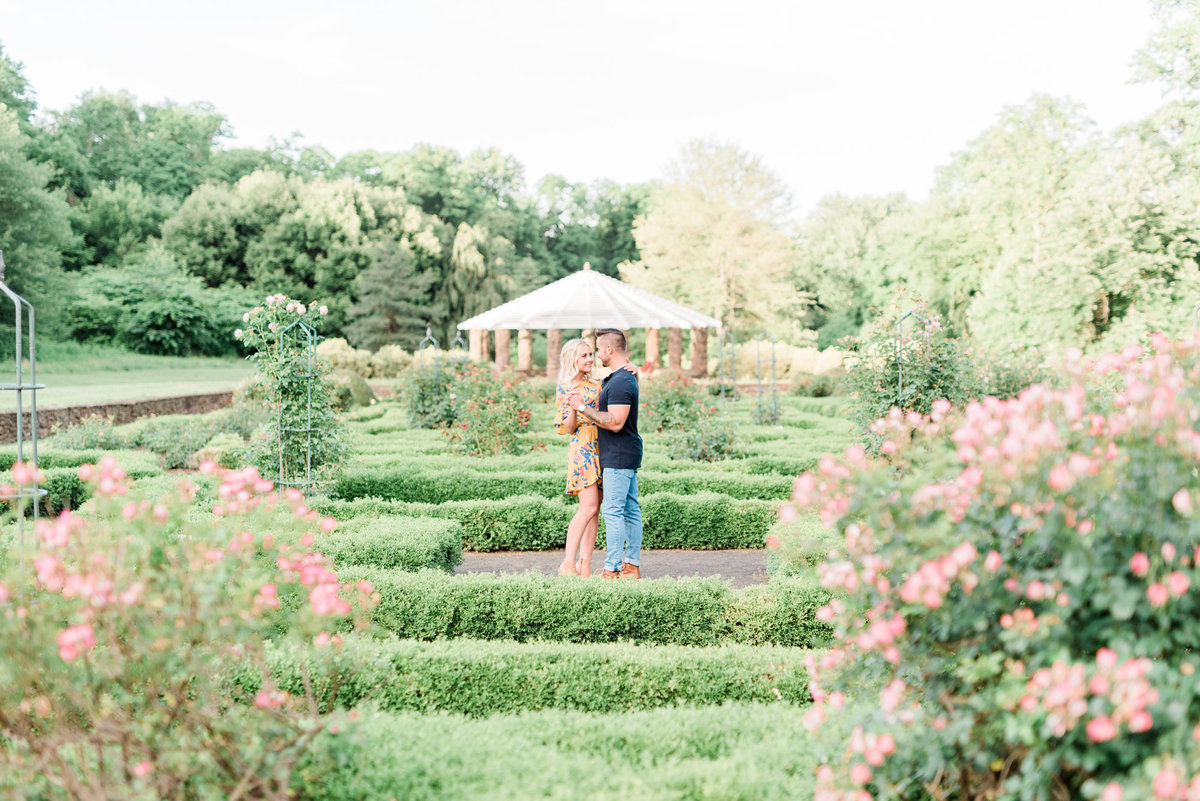 nj-wedding-photographer-engagement-session-greenhouse-deep-cut-gardens-photo-018