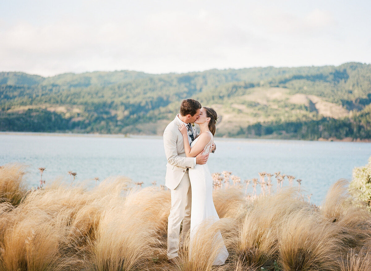stinson-beach-backyard-wedding-planning-and-design-jacinda-weddings-and-events-32