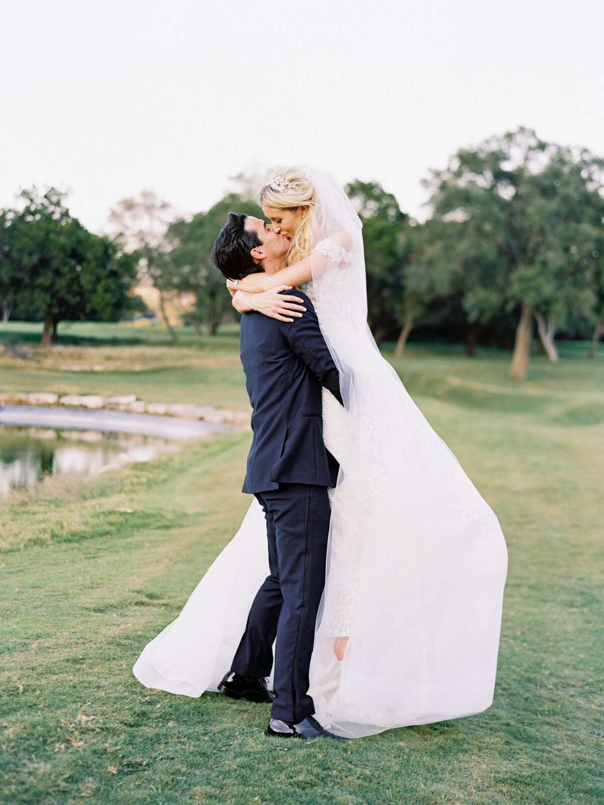 Anastasia Strate Photography Omni Barton Creek Wedding Austin &  Dallas wedding photographer-70