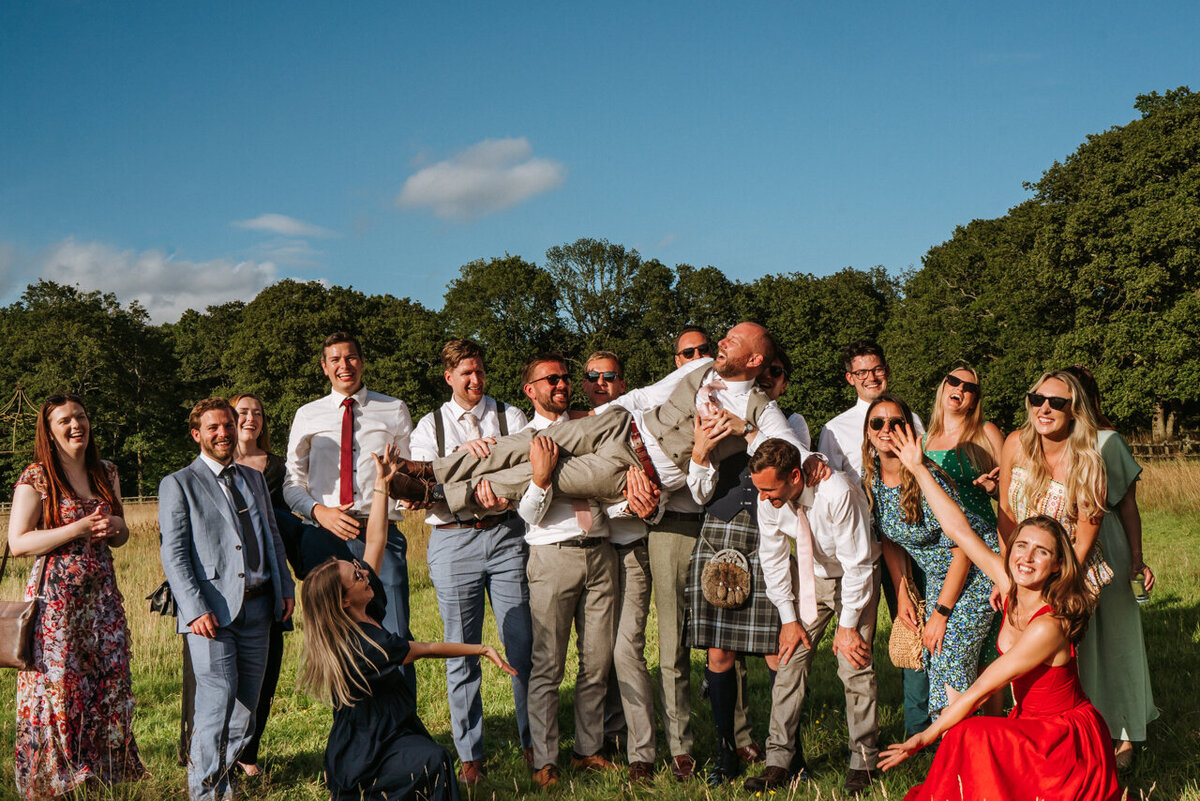 wedding-photographer-somersbury-barn-surrey-zoecphotography-buckinghamshire-24